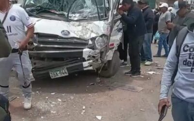 CHOQUE MULTIPLE DEJÓ VARIOS HERIDOS EN LA SALIDA A CUSCO EN JULIACA