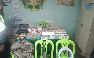 Hallan arsenal de armas y explosivos en vivienda supuestamente abandonada en Cojata