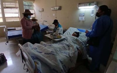 «Ex Ministro de MIDIS» lucha por su vida en el hospital de Puno, luego de ser atropellado por vehículo del Centro de Salud de Acora. Familiares de Jesus Mamani. Exigen que sector se haga cargo de su recuperación