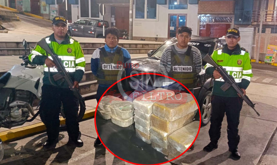 DETIENEN A DOS SUJETOS CON PAQUETES DE DROGA