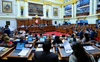 Congreso no logró los votos necesarios para la reelección de alcaldes y gobernadores, y eliminación de movimientos regionales