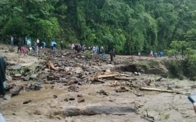Derrumbes bloquearon la carretera Cochabamba – Santa Cruz tras intensas lluvias