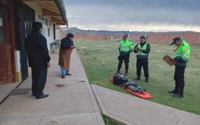 Niño muere y profesora resultó herida al ser aplastados por maquinaria en obra de carretera en Azángaro