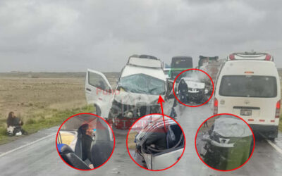 AL MENOS 2 FALLECIDOS TRAS EL CHOQUE FRONTAL ENTRE COMBI Y CAMIONETA EN LA VÍA AZÁNGARO – JULIACA