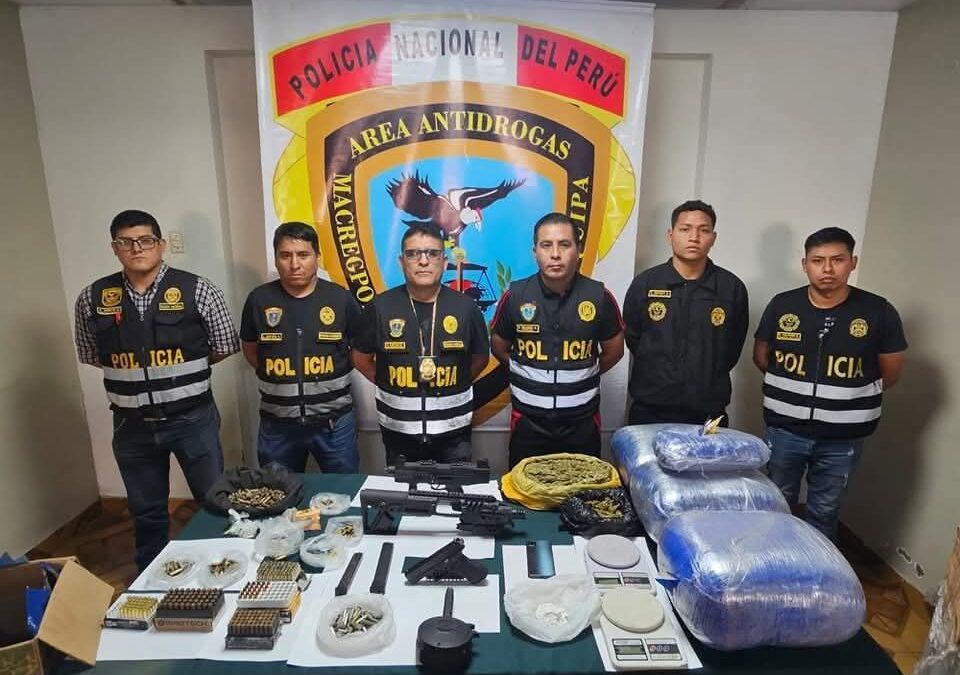 INCAUTAN ARMAS DE FUEGO, MUNICIONES Y MARIHUANA EN CC «LA ISLA»