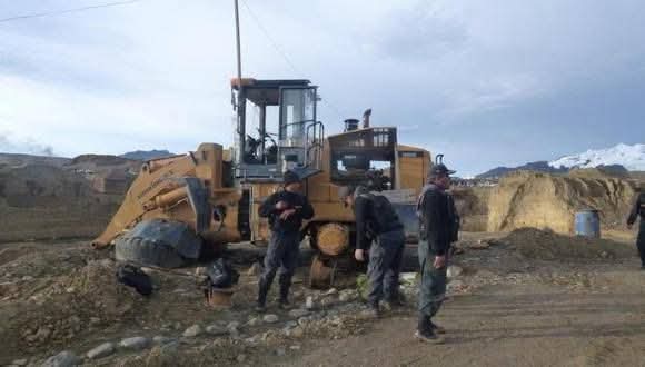 DELINCUENTES ARMADOS ASALTARON CAMPAMENTO MINERO EN CUYO CUYO