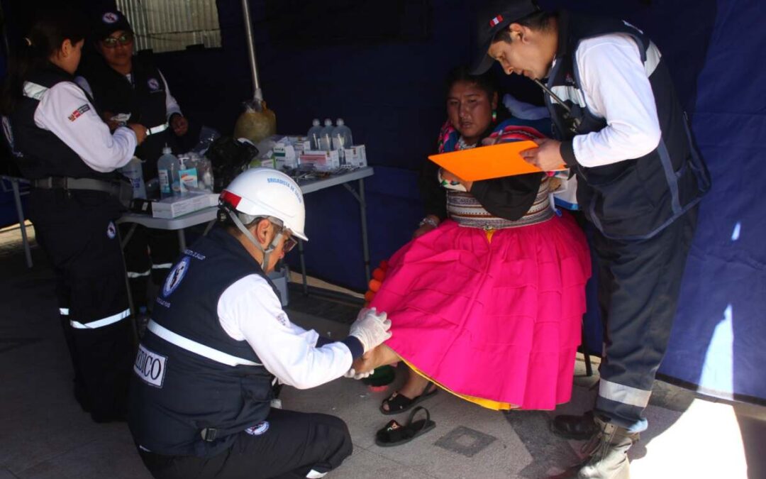 DANZARINES REQUIRIERON ATENCIÓN MÉDICA POR HERIDAS Y LACERACIONES DURANTE EL 1ER DIA DEL CONCURSO DE DANZAS AUTÓCTONAS