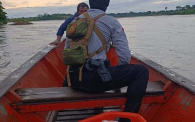 CONTINÚA LA BUSQUEDA DE PERSONAS QUE CAYERON AL RIO INAMBARI, TRAS EL NAUFRAGIO DE CANOA