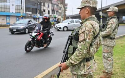 GOBIERNO DECRETA ESTADO DE EMERGENCIA DE LIMA Y CALLAO. PERO CALLAN SOBRE MINISTRO SANTIVAÑEZ