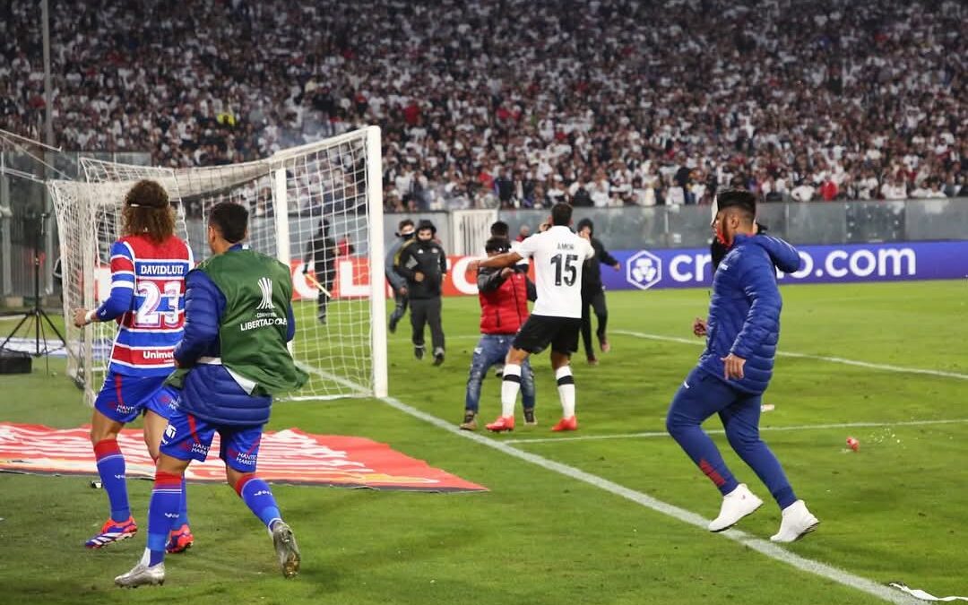 TRAGEDIA EN CHILE. DOS HINCHAS DEL COLO COLO FALLECIERON PREVIO AL ENCUENTRO DEPORTIVO