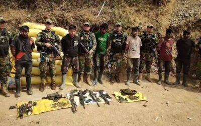 CAPTURAN A DOS SUJETOS CON ARSENAL DE ARMAS DE FUEGO EN PATÁZ