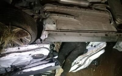 TRES JOVENES PERDIERON LA VIDA, CUANDO SE DESPISTÓ Y VOLCÓ EL VEHÍCULO EN EL QUE RETORNABAN DE UN PASEO EN CAPACHICA