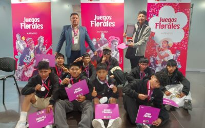 ALUMNOS DEL «GLORIOSO SAN CARLOS» DE PUNO OBTUVO EL SEGUNDO LUGAR EN LOS JUEGOS FLORALES NACIONALES