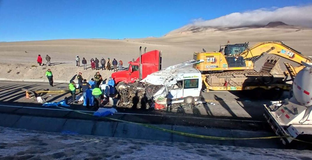 IDENTIFICAN NUEVAS VÍCTIMAS DEL TRÁGICO ACCIDENTE EN CARRETERA PUNO – MOQUEGUA