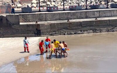 DOCENTE PUNEÑO MUERE TRAS SALVAR A SU ALUMNO DE AHOGARSE EN PLAYAS DE MOLLENDO