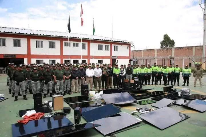 CÓMO INGRESARON TELEVISORES, EQUIPOS DE SONIDO Y OTROS ARTÍCULOS? REQUISA EN PENAL DE HUANCAYO REVELA QUE SEGURIDAD DEL INPE ES UNA COLADERA