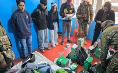 Video| PRISIÓN PREVENTIVA PARA SUJETOS QUE TRASLADABAN DROGA DEL VRAEM A PUNO