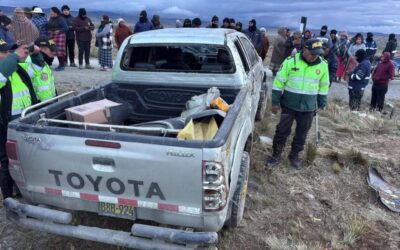 RECUPERAN CAMIONETA ROBADA TRAS PERSECUCIÓN POLICIAL Y DETIENEN A PRESUNTA INTEGRANTE DE BANDA EN ANANEA