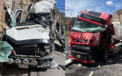 SANTA LUCÍA: CHOQUE ENTRE MINIVÁN Y CAMIÓN CISTERNA DEJÓ FALLECIDOS Y VARIOS HERIDOS EN LA VÍA PUNO – AREQUIPA