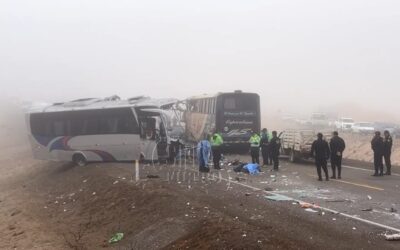 TACNA: AL MENOS CINCO FALLECIDOS DEJA TRÁGICO CHOQUE ENTRE DOS BUSES EN MEDIO DE INTENSA NEBLINA