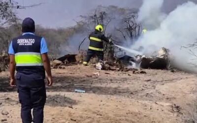 AVIONETA TURÍSTICA SE ESTRELLA CERCA DEL AERÓDROMO DE NASCA Y DEJA AL MENOS 12 FALLECIDOS