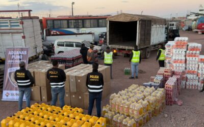 POLICÍA INTERVIENE VEHÍCULO CON MERCANCÍA DE CONTRABANDO VALORIZADA EN S/1.7 MILLONES