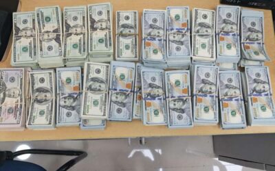 TACNA: INCUTAN 439 MIL DÓLARES OCULTOS EN UNA CAMIONETA EN EL PUESTO DE CONTROL DE VILA VILA